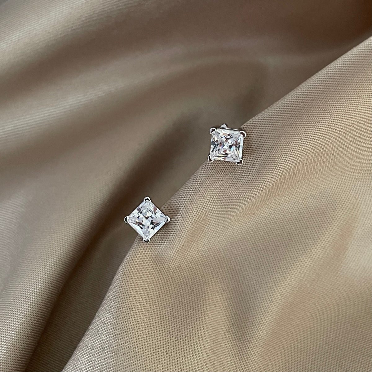 Angela Jewelry]Delicate Square Shape Earrings