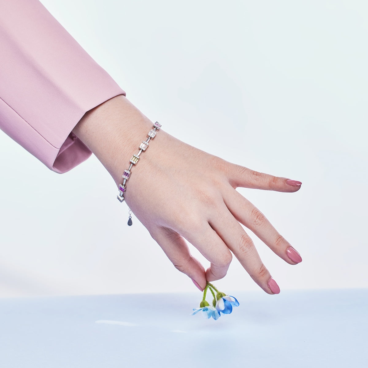 Angela Jewelry]Dainty Charming Emerald Cut Daily Bracelet