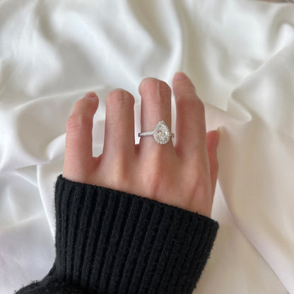 Angela Jewelry]1.0 Carat Luxurious Resplendent Water Drop Shape Wedding Ring