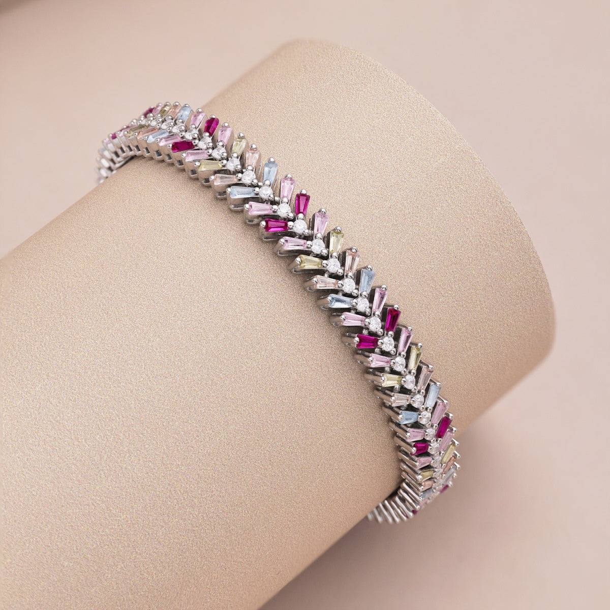 Angela Jewelry]Dainty Radiant Emerald Cut Daily Bracelet