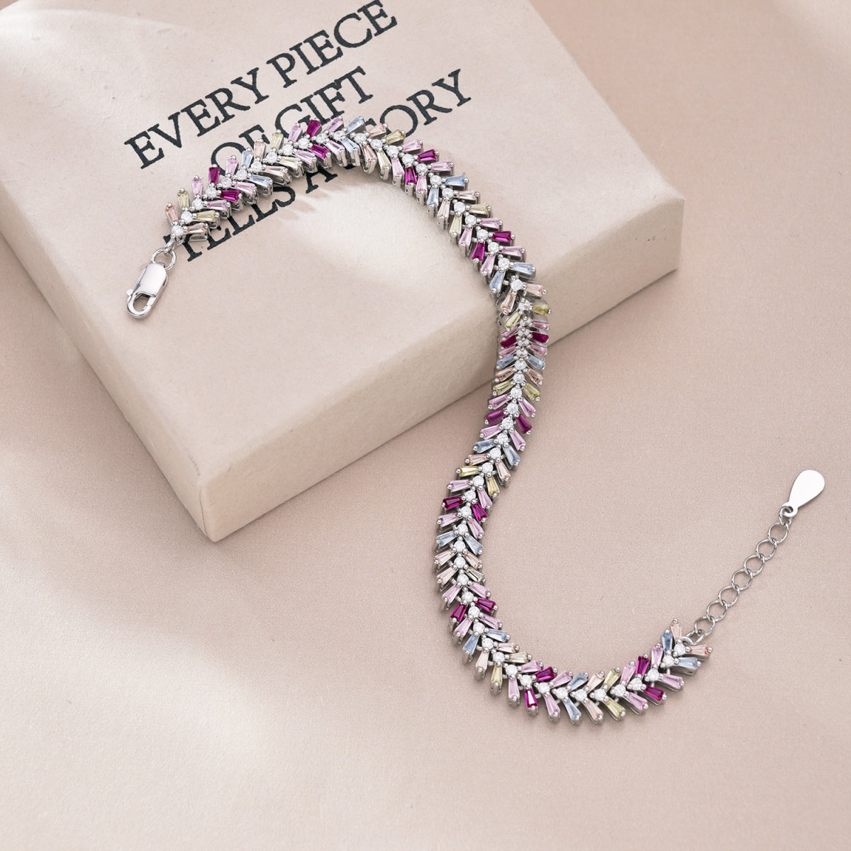 Angela Jewelry]Dainty Radiant Emerald Cut Daily Bracelet