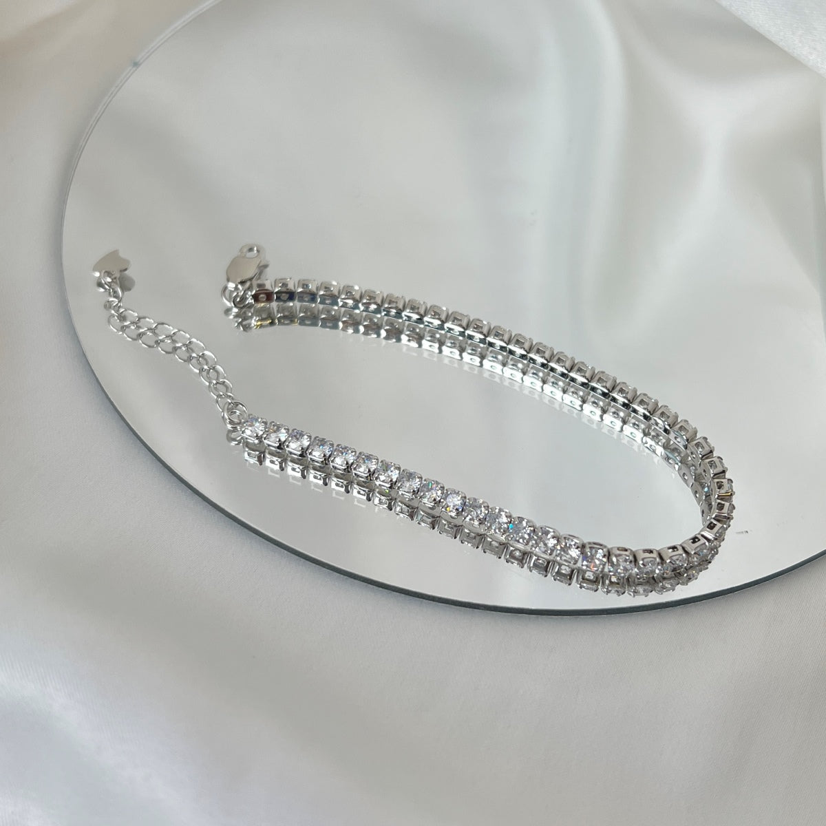 Angela Jewelry]Sparkling Round Cut Daily Bracelet