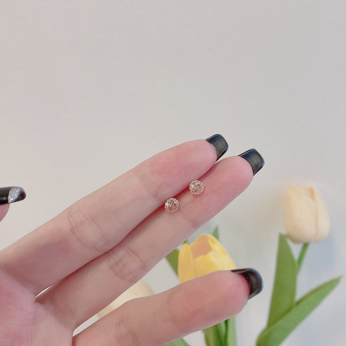 Angela Jewelry]Sparkling Colorful Round Shape Earrings