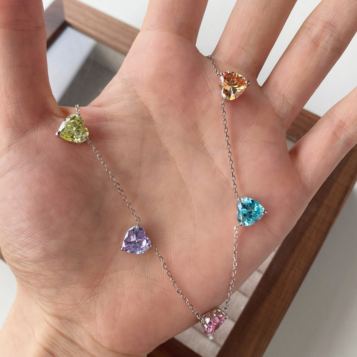 Angela Jewelry]Sparkling Colorful Heart Cut Necklace