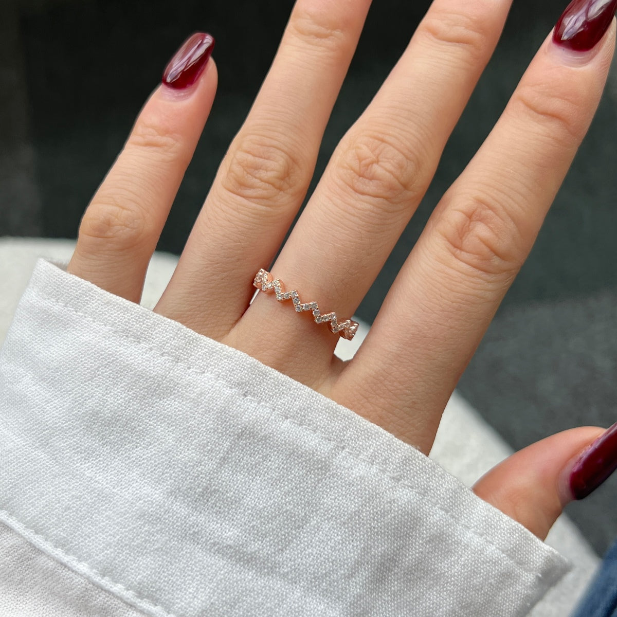 Angela Jewelry]Delicate Enchanting Wave Shape Daily Ring