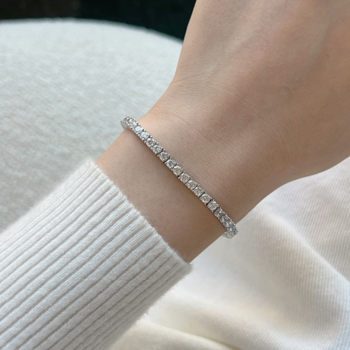 Angela Jewelry]Dainty Charming Round Cut Tennis Bracelet