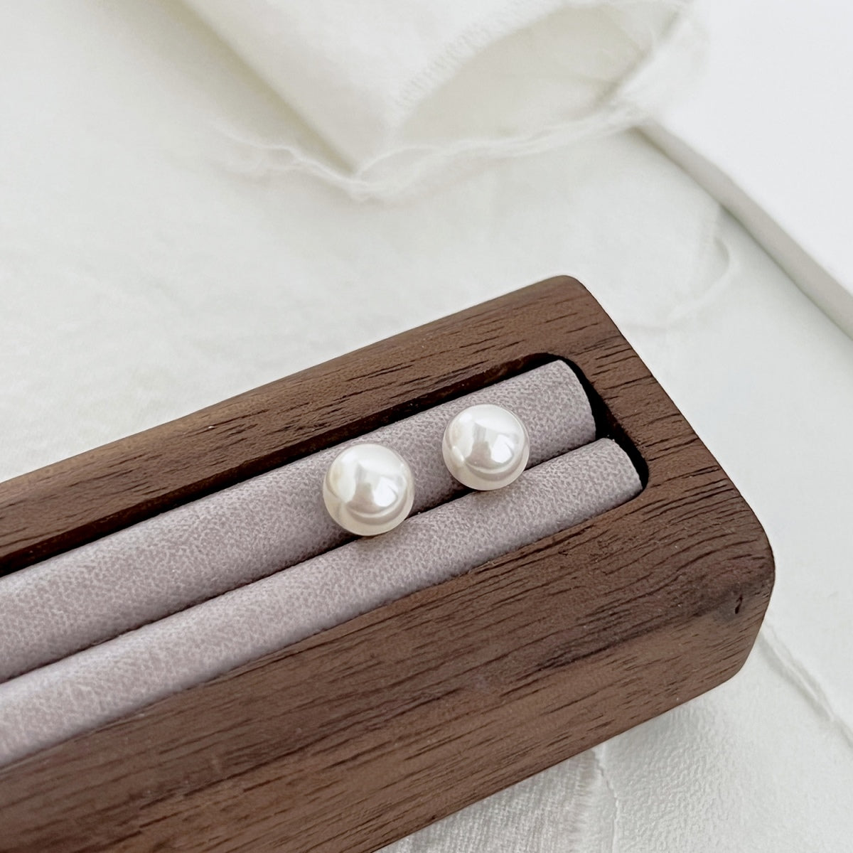 Angela Jewelry]Delicate Pearl Earrings