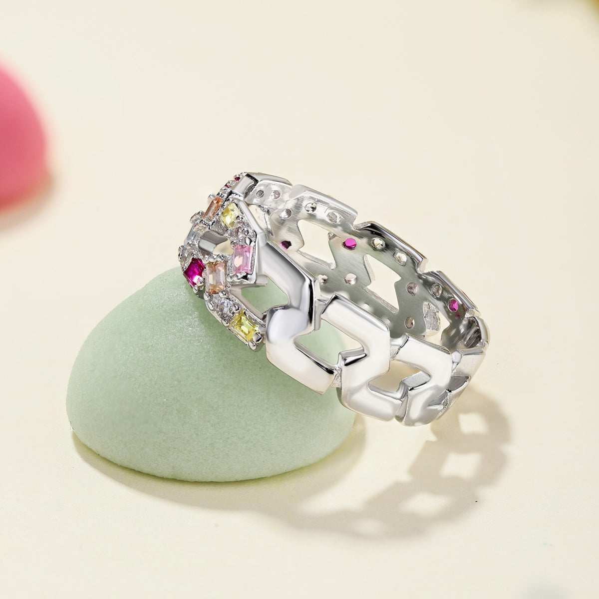 Angela Jewelry]Sparkling Vibrant Emerald Cut Daily Ring