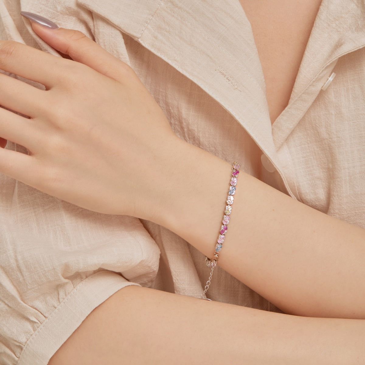 Angela Jewelry]Ornate Colorful Flower Shape Party Bracelet