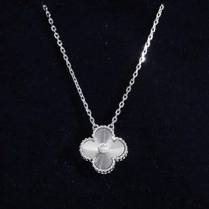 [Angela Jewellery]CLOVER  15MM DIAMOND LASER NECKLACE SILVER