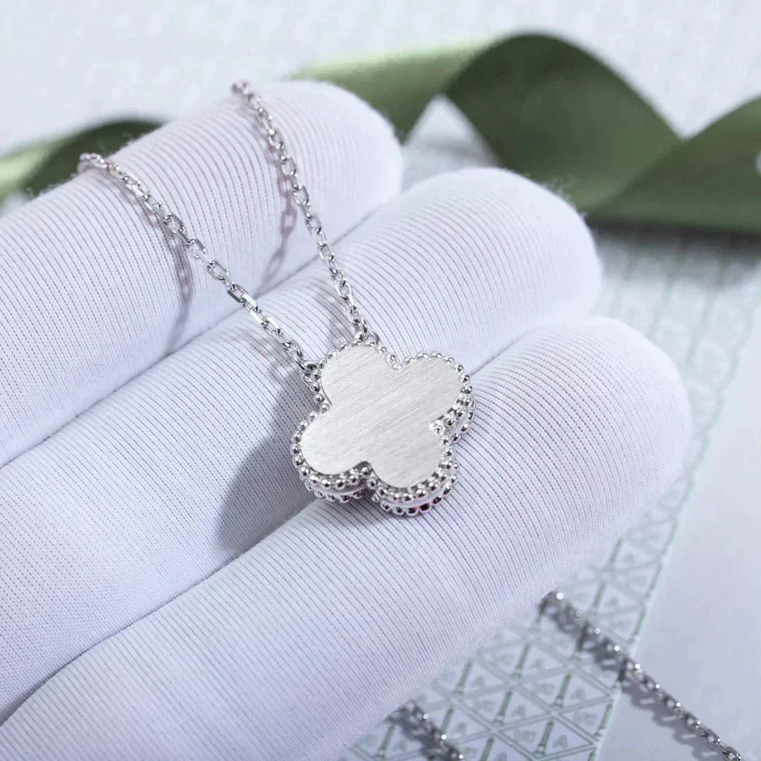 [Angela Jewellery]CLOVER  15MM DIAMOND LASER NECKLACE SILVER