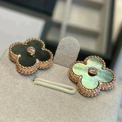 [Angela Jewellery]CLOVER MEDIUM 1 MOTIFS GRAY MOP  DIAMOND EARRINGS