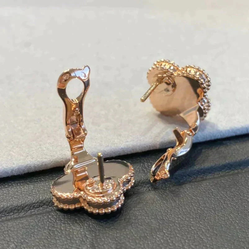 [Angela Jewellery]CLOVER MEDIUM 1 MOTIFS GRAY MOP  DIAMOND EARRINGS