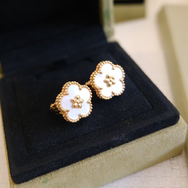 [Angela Jewellery]LUCKY PINK GOLD WHITE MOP EARRINGS