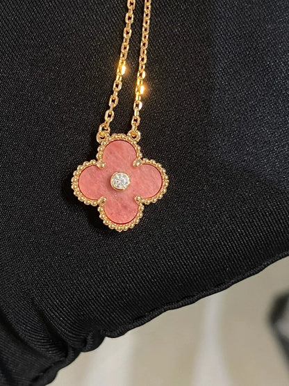 [Angela Jewellery]CLOVER 15MM DIAMOND RHODONITE NECKLACE