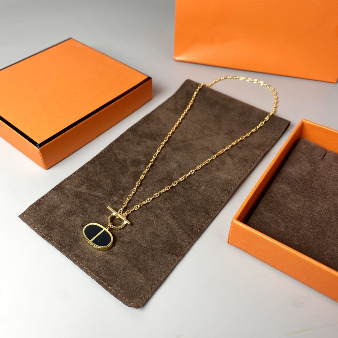 [Angela Jewellery]CHAINE VERSO BLACK CERAMIC NECKLACE