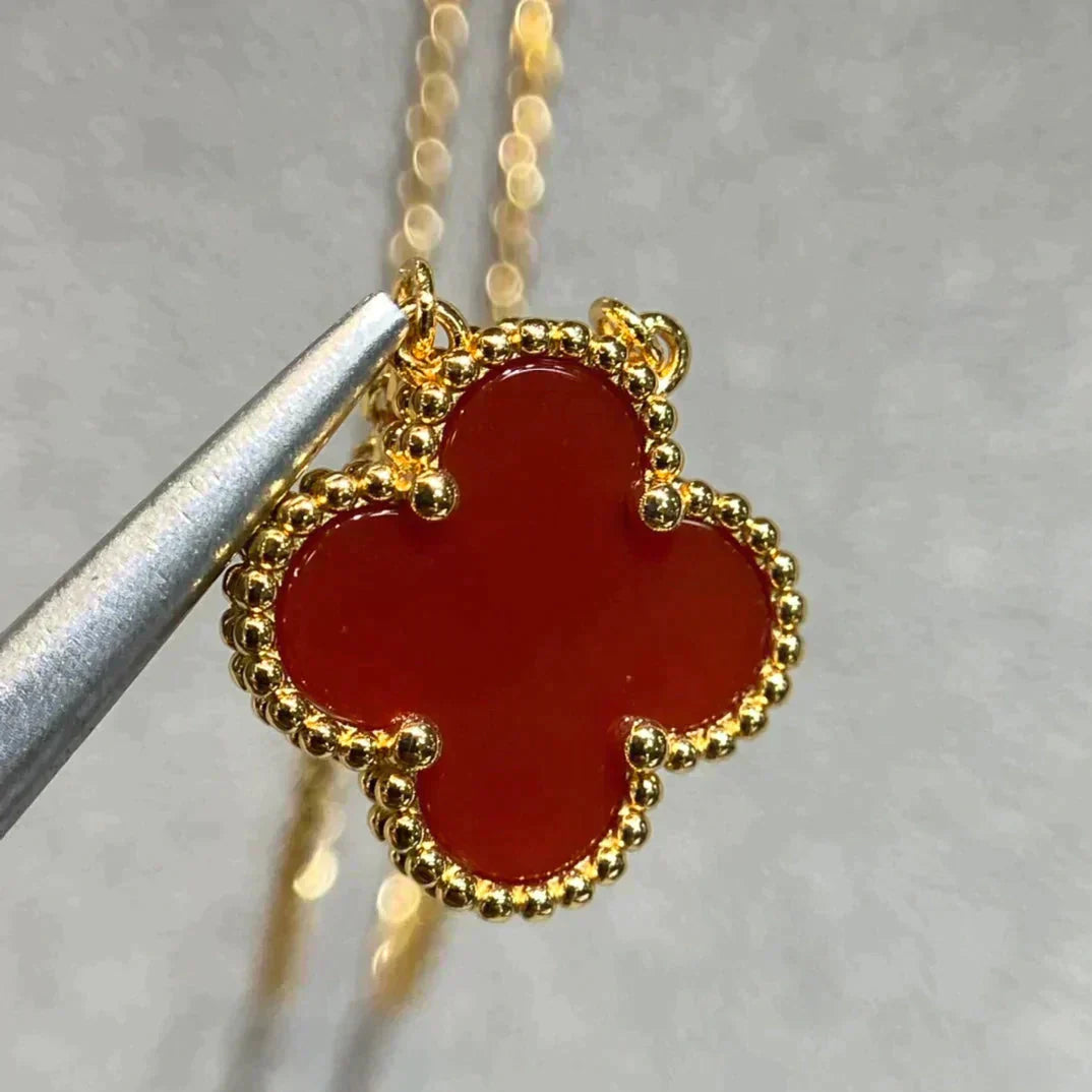 [Angela Jewellery]CLOVER 15MM CARNELIAN SINGLE FLOWER NECKLACE