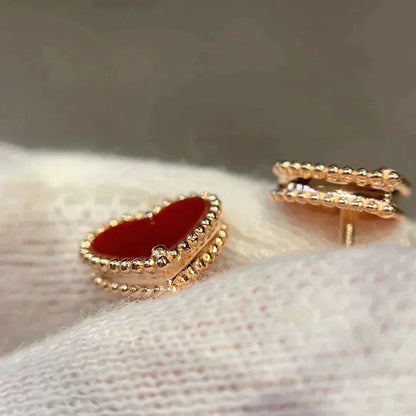 [Angela Jewellery]HEART CARNELIAN STUD EARRINGS