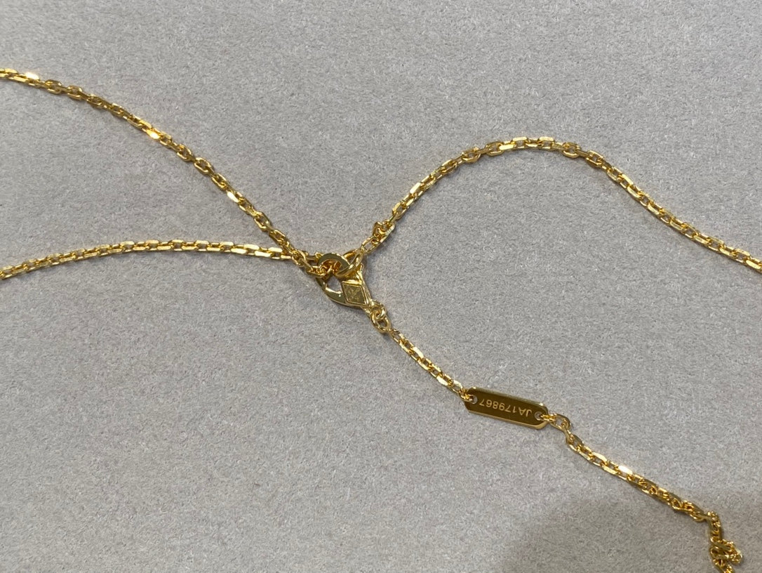 [Angela Jewellery]CLOVER 25MM NECKLACE GOLD CARNELIAN