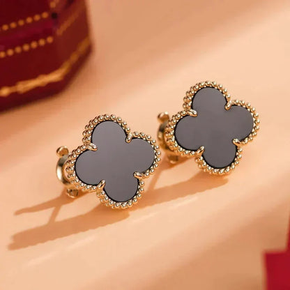 [Angela Jewellery]CLOVER MEDIUM 1 MOTIFS  ONYX STUD EARRINGS