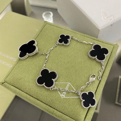 [Angela Jewellery]CLOVER 5 MOTIFS SIVLER ONYX BRACELET