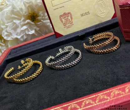 [Angela Jewellery]CLASH LARGE HOOP EARRINGS