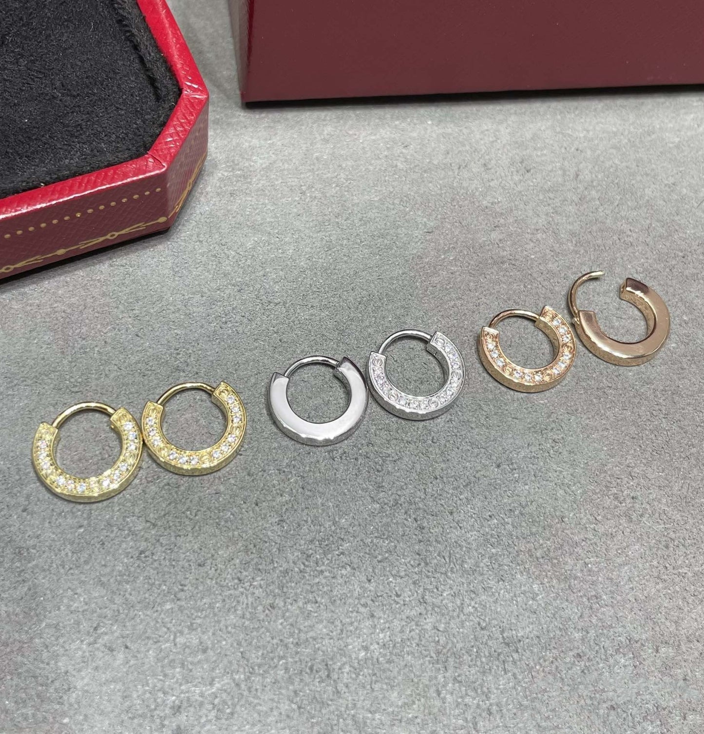 [Angela Jewellery]LOVE DIAMOND EARRINGS