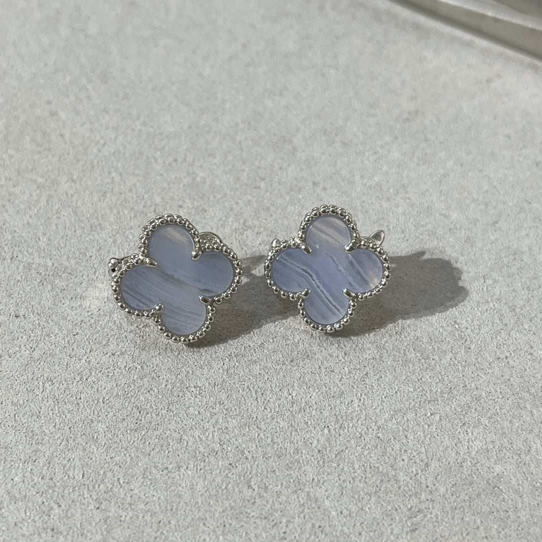 [Angela Jewellery]CLOVER CHALCEDONY SILVER STUD EARRINGS