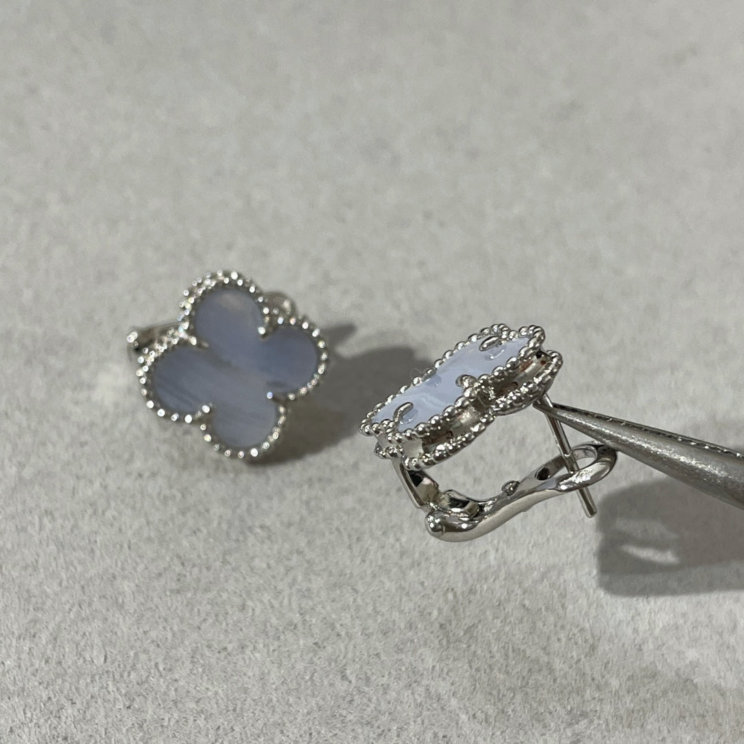 [Angela Jewellery]CLOVER CHALCEDONY SILVER STUD EARRINGS