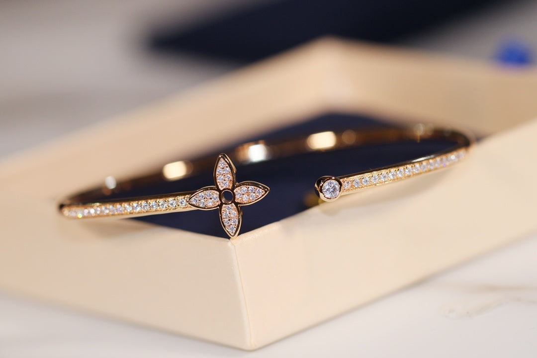 [Angela Jewellery]IDYLLE GOLD OPEN BRACELET DIAMOND PAVED