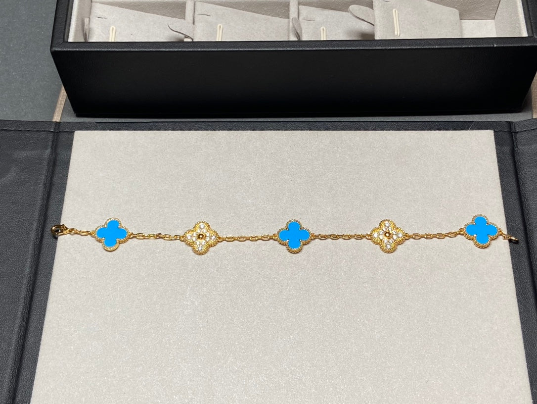 [Angela Jewellery]CLOVER 5 MOTIF BLUE CHALCEDONY DIAMOND GOLD BRACELET