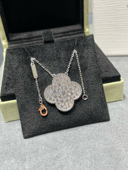 [Angela Jewellery]CLOVER 25MM LARGE PENDANT DIAMOND PAVED SILVER NECKLACE