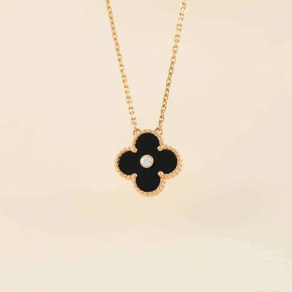 [Angela Jewellery]CLOVER 15MM DIAMOND ONYX NECKLACE