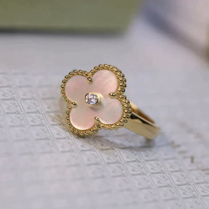 [Angela Jewellery]CLOVER PINK MOP RING GOLD DIAMOND