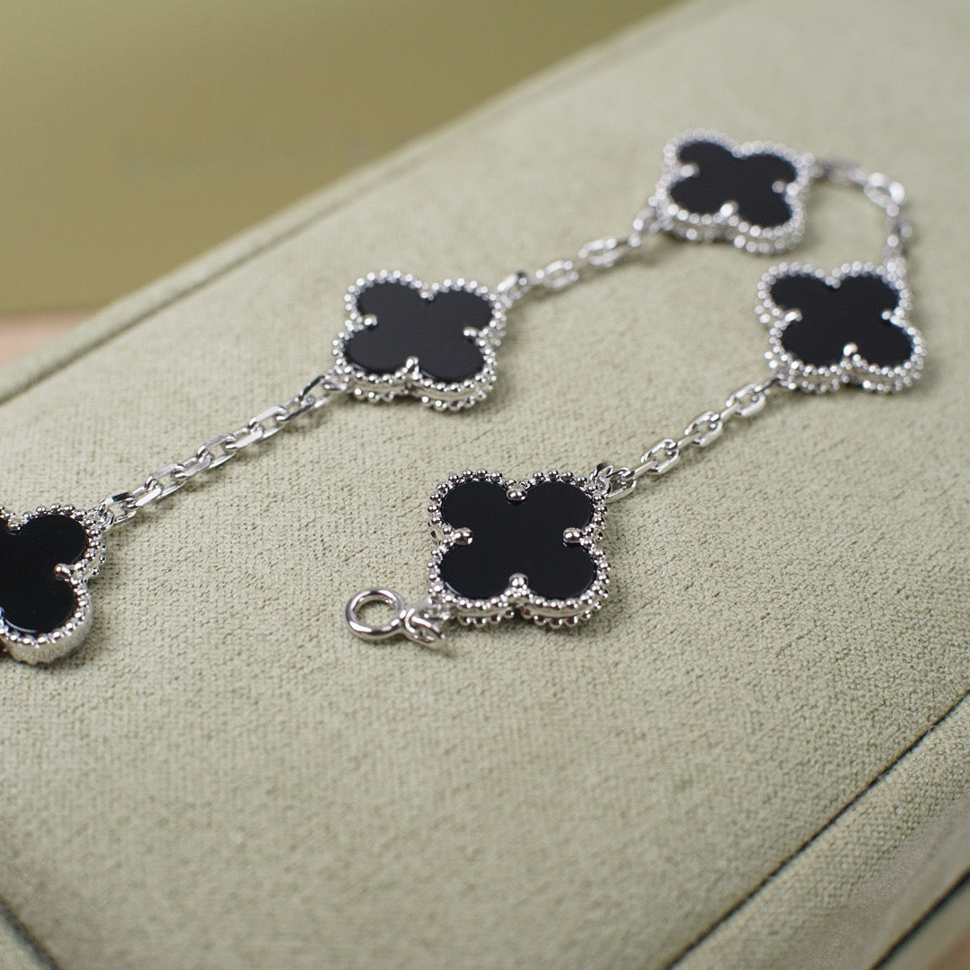 [Angela Jewellery]CLOVER 5 MOTIF ONYXS  BRACELET SILVER