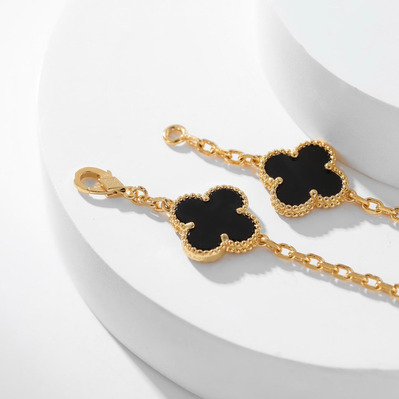 [Angela Jewellery]CLOVER 10 MOTIFS ONYX NECKLACE
