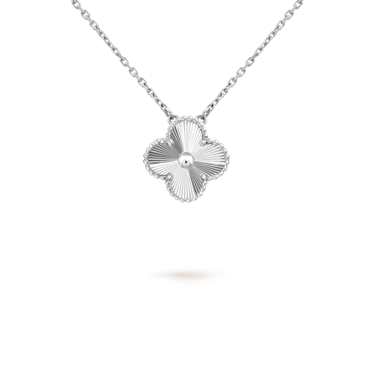 [Angela Jewellery]CLOVER 15MM LASER NECKLACE SILVER