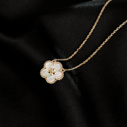 [Angela Jewellery]LUCKY  WHITE MOP  PLUM BLOSSOM NECKLACE