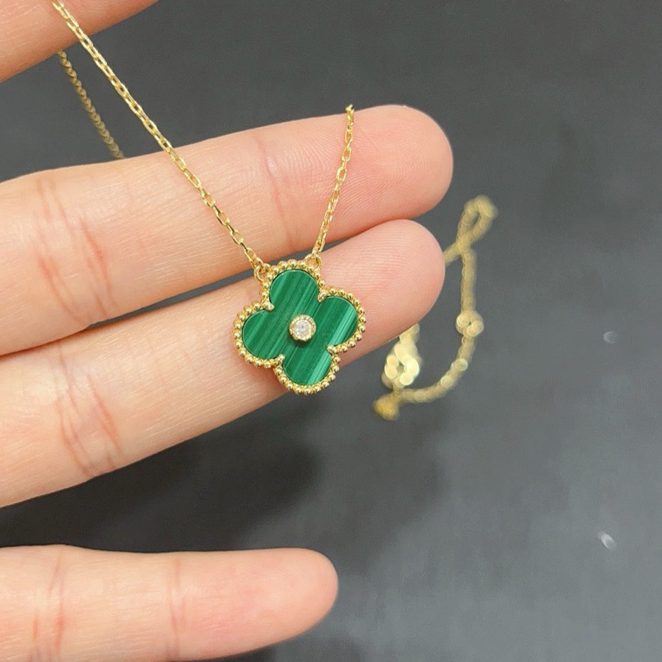 [Angela Jewellery]CLOVER 15MM DIAMOND TURQUOISE NECKLACE