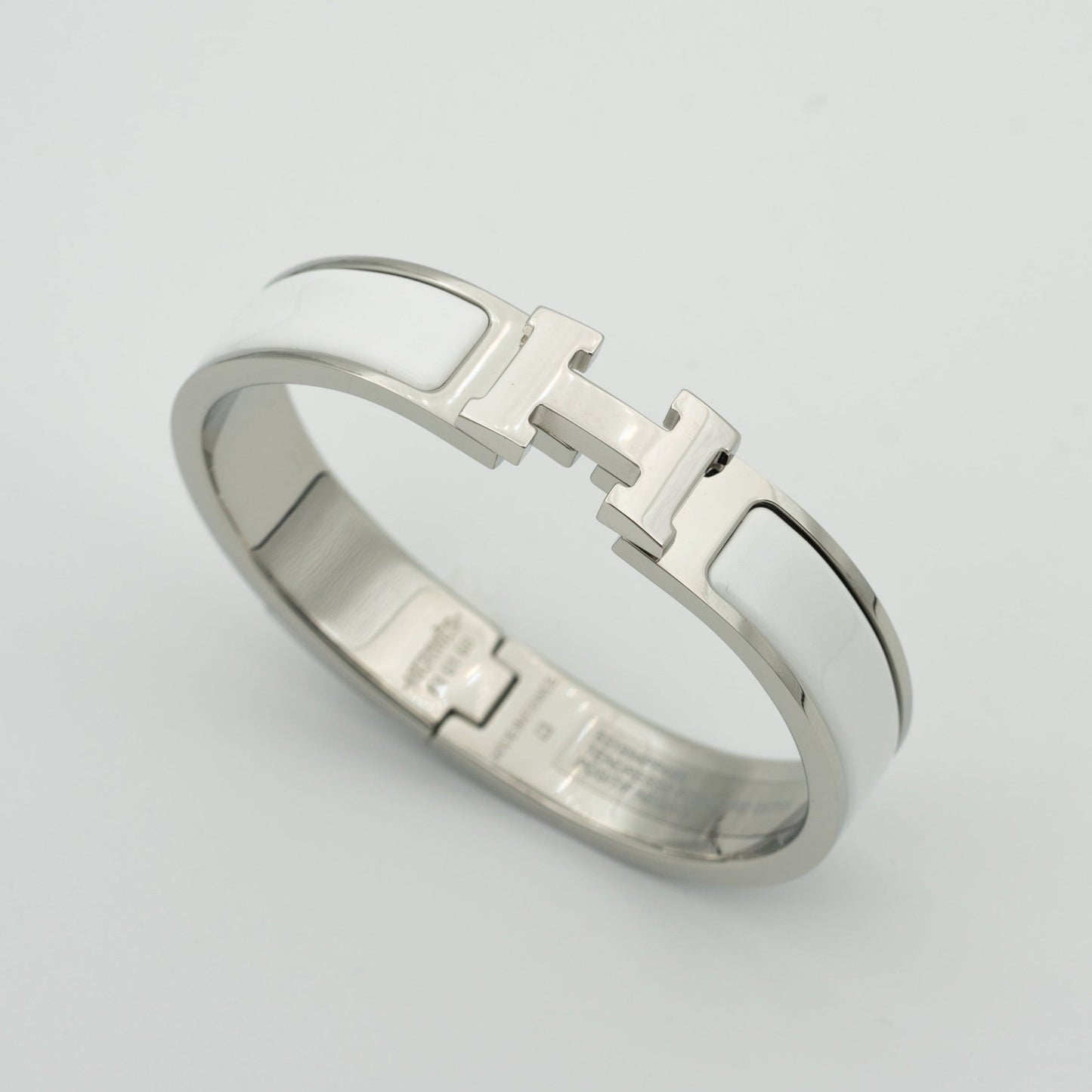 [Angela Jewellery]H WHITE BRACELET