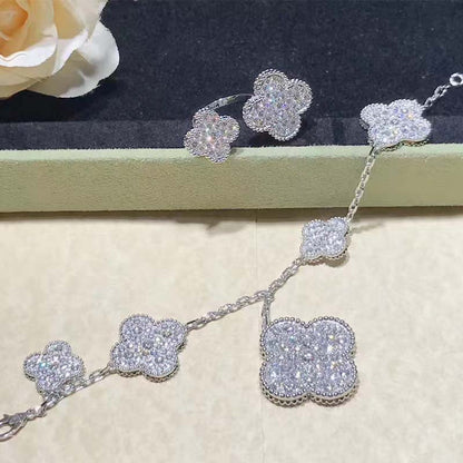[Angela Jewellery]CLOVER 6 MOTIFS SILVER DIAMOND BRACELET