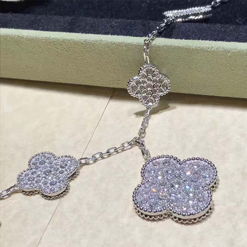 [Angela Jewellery]CLOVER 6 MOTIFS SILVER DIAMOND BRACELET
