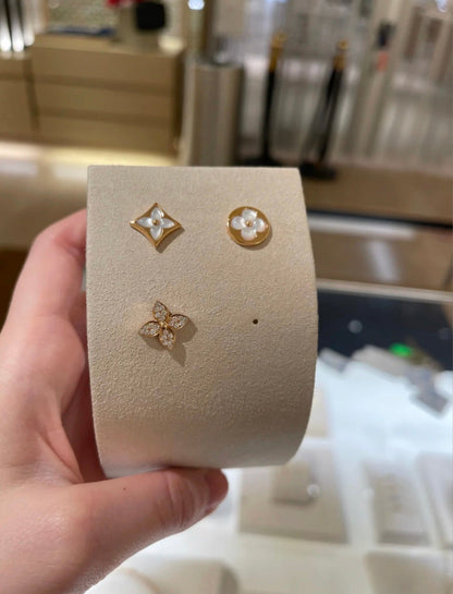 [Angela Jewellery]STAR BLOSSOM STUD EARRINGS PINK GOLD DIAMONDS