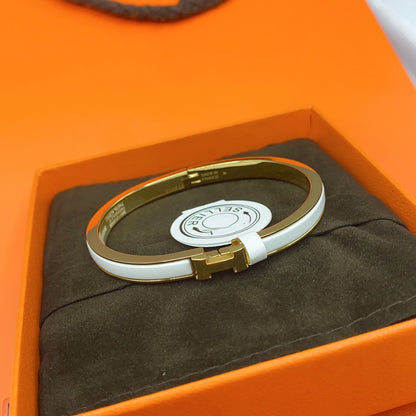 [Angela Jewellery]CLASSIC HM CLIC WHITE 8MM ENAMEL BRACELET