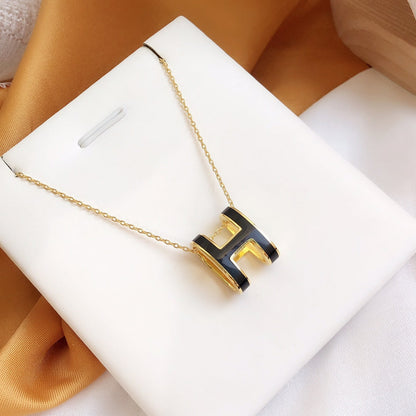 [Angela Jewellery]HM CLIC BLACK ENAMEL GOLD NECKLACE