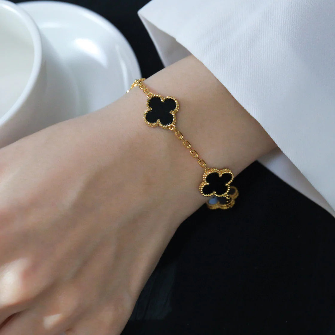 [Angela Jewellery]CLOVER  5 MOTIFS BLACK ONYX BRACELET