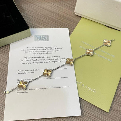 [Angela Jewellery]CLOVER  5 MOTIFS  CHRISTMAS LIMITED EDITION BRACELET