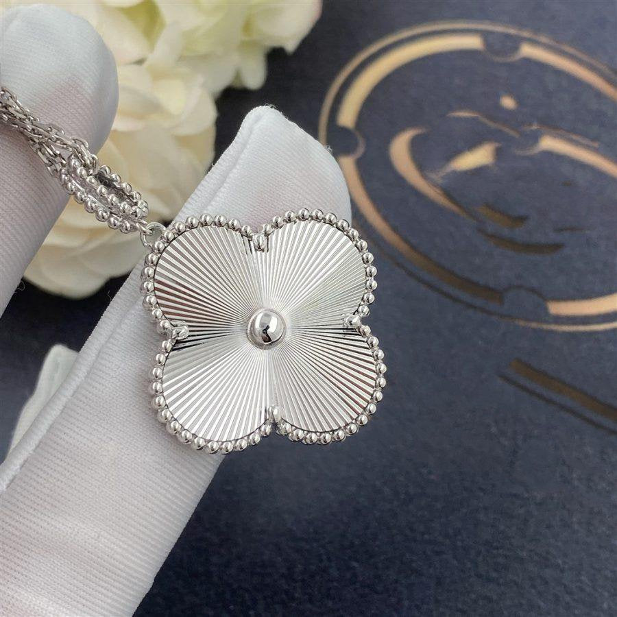 [Angela Jewellery]CLOVER 25MM SILVER BIG CLOVER NECKLACE